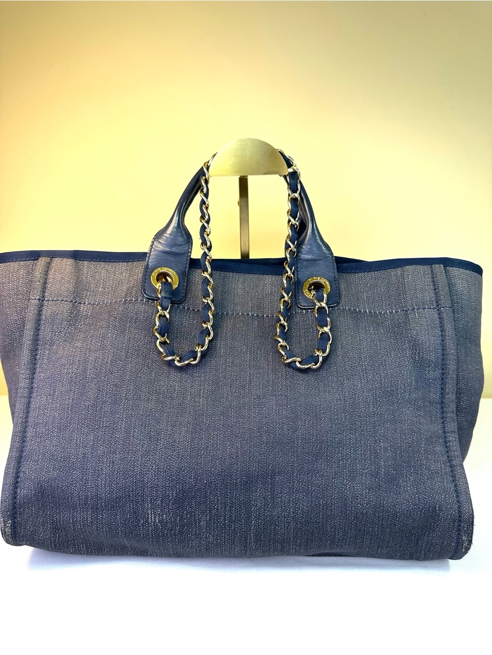CHANEL Deauville Dark Denim & Navy Leather MM Tote Sticker #17 2012-13 GHW COA - Picture 7 of 17